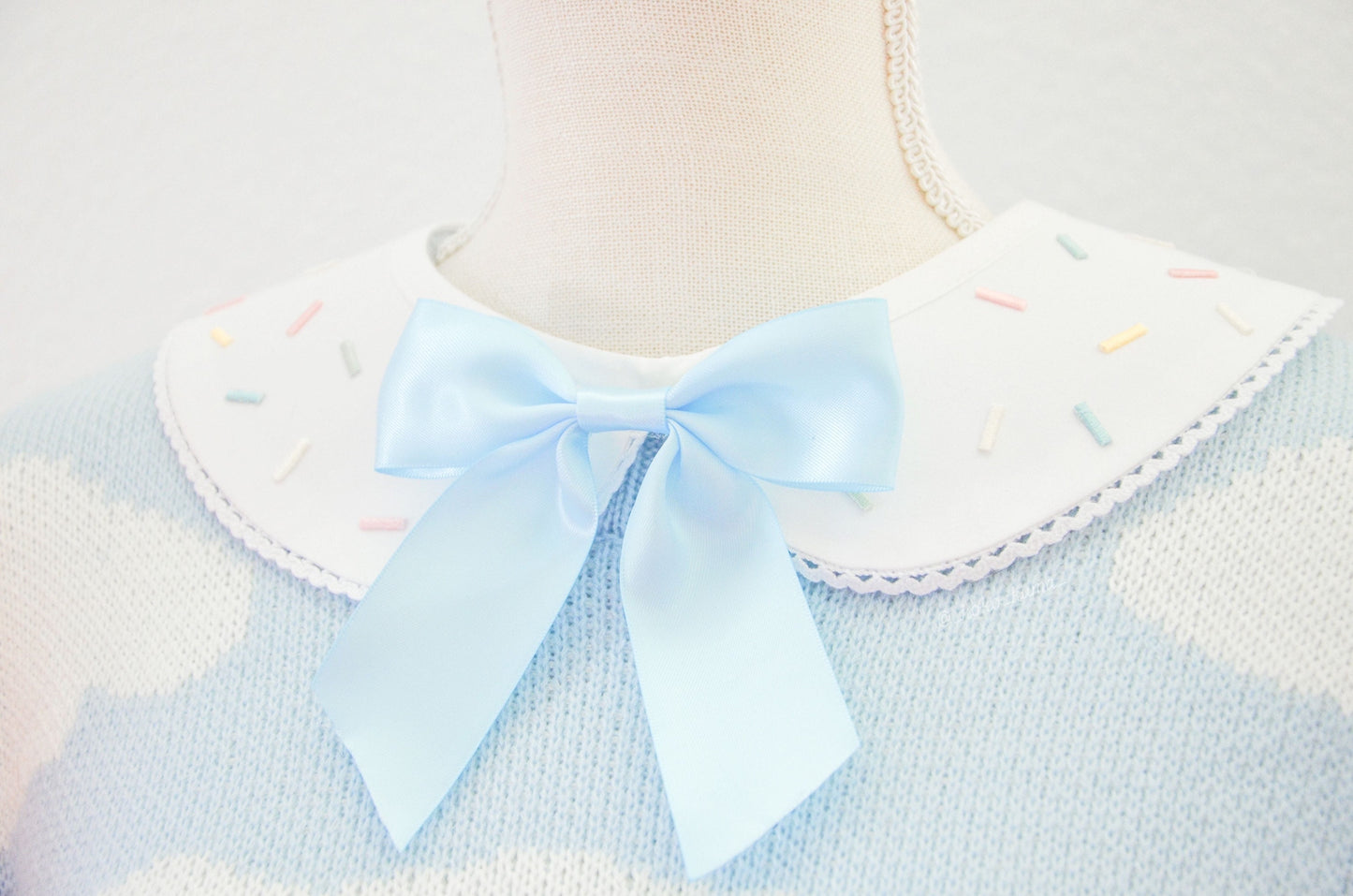 Confetti sprinkle collar