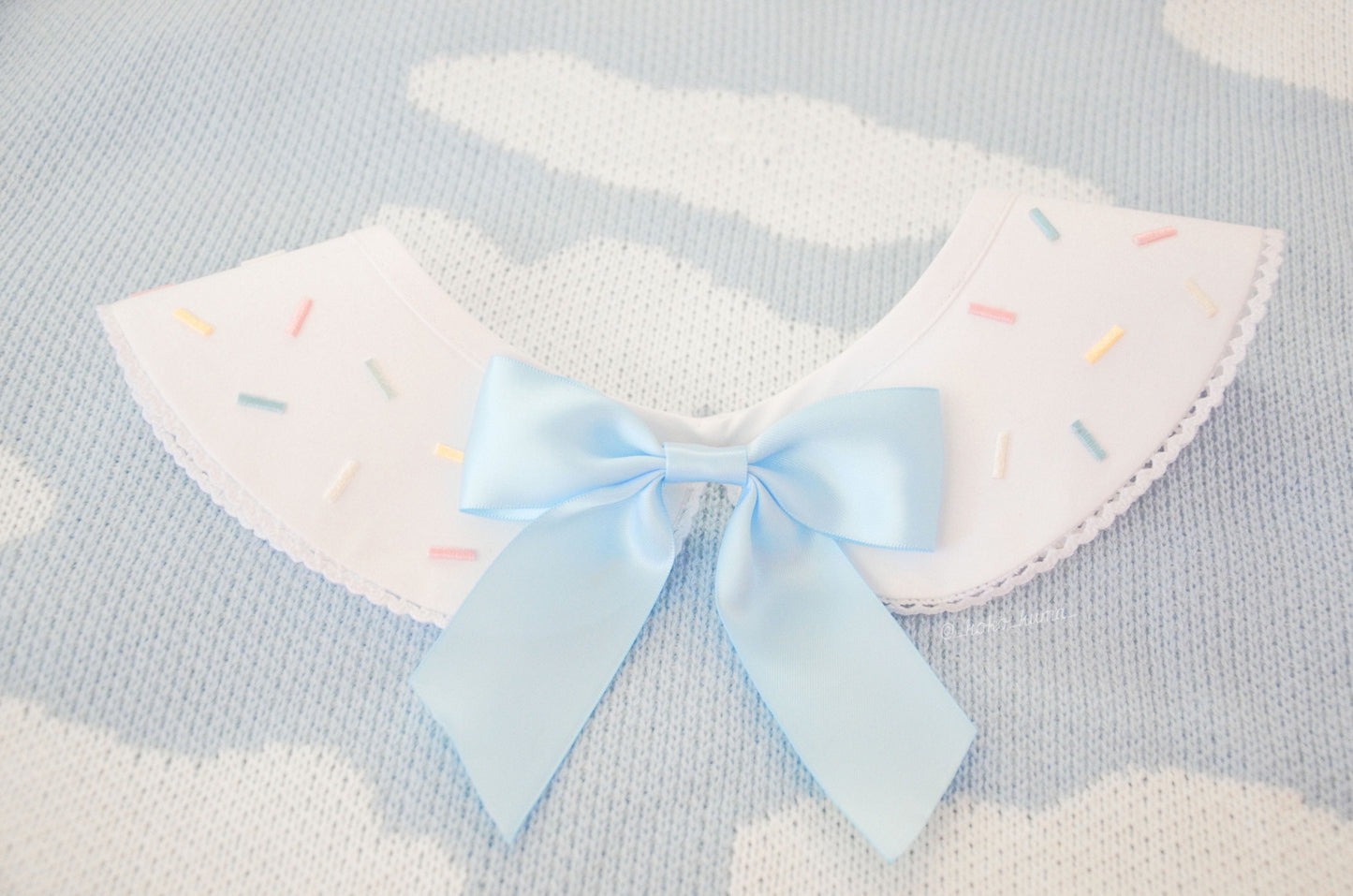 Confetti sprinkle collar